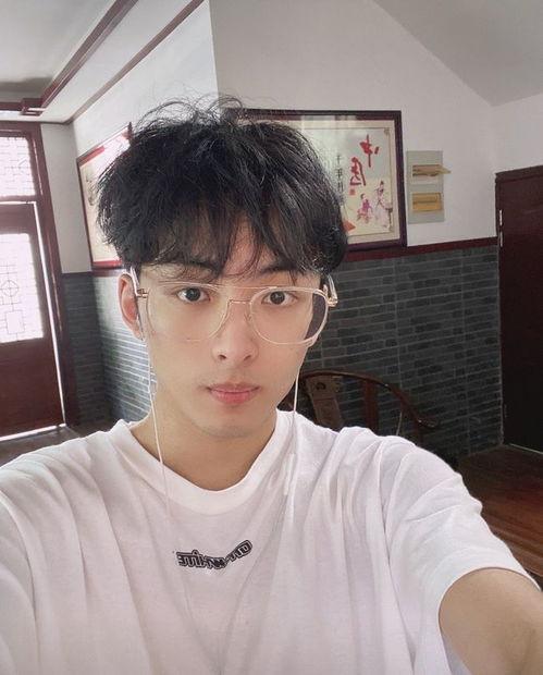 娱乐吃瓜酱夏天开空调,娱乐吃瓜酱教你如何开空调吃瓜两不误