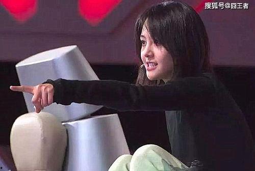 娱乐圈搬凳子吃瓜