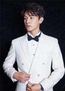 娱乐吃小瓜杨旭文